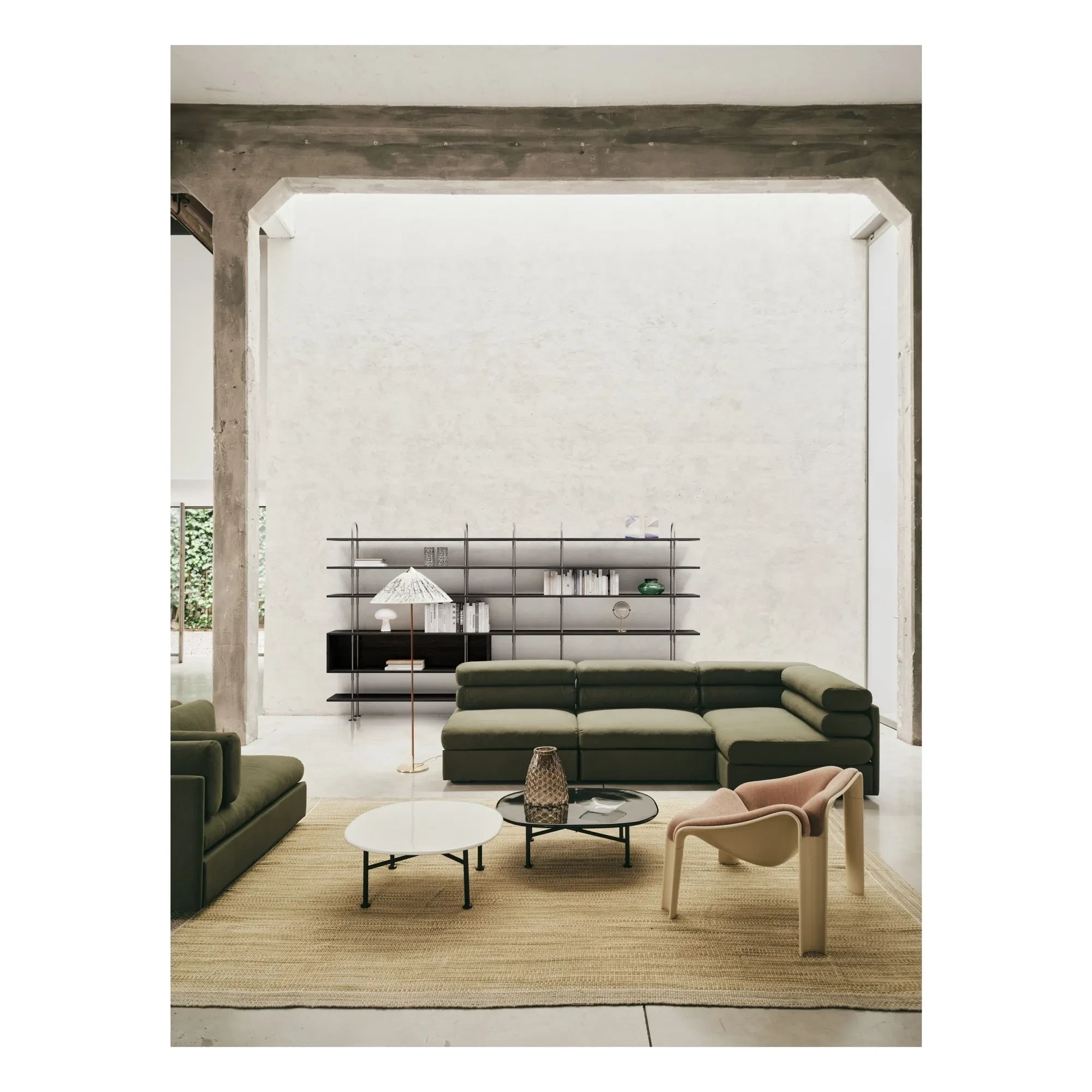 Gubi - Carmel Round Ceramic Side Table, OEO Studio | White