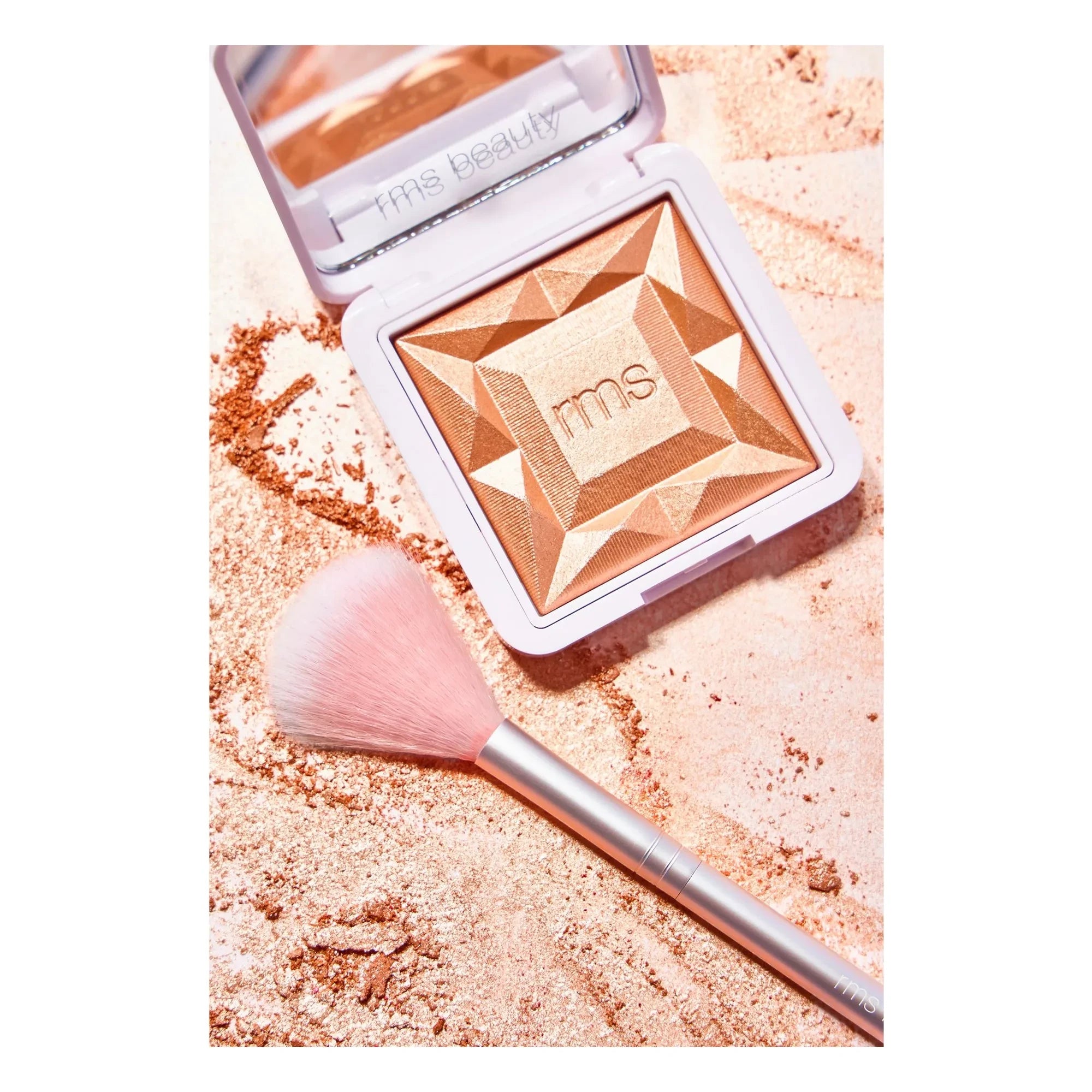 RMS Beauty - Skin2Skin Blush Brush | Colorless