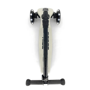 Scoot & Ride - Highwaykick 3 LED Scooter | Light Gray