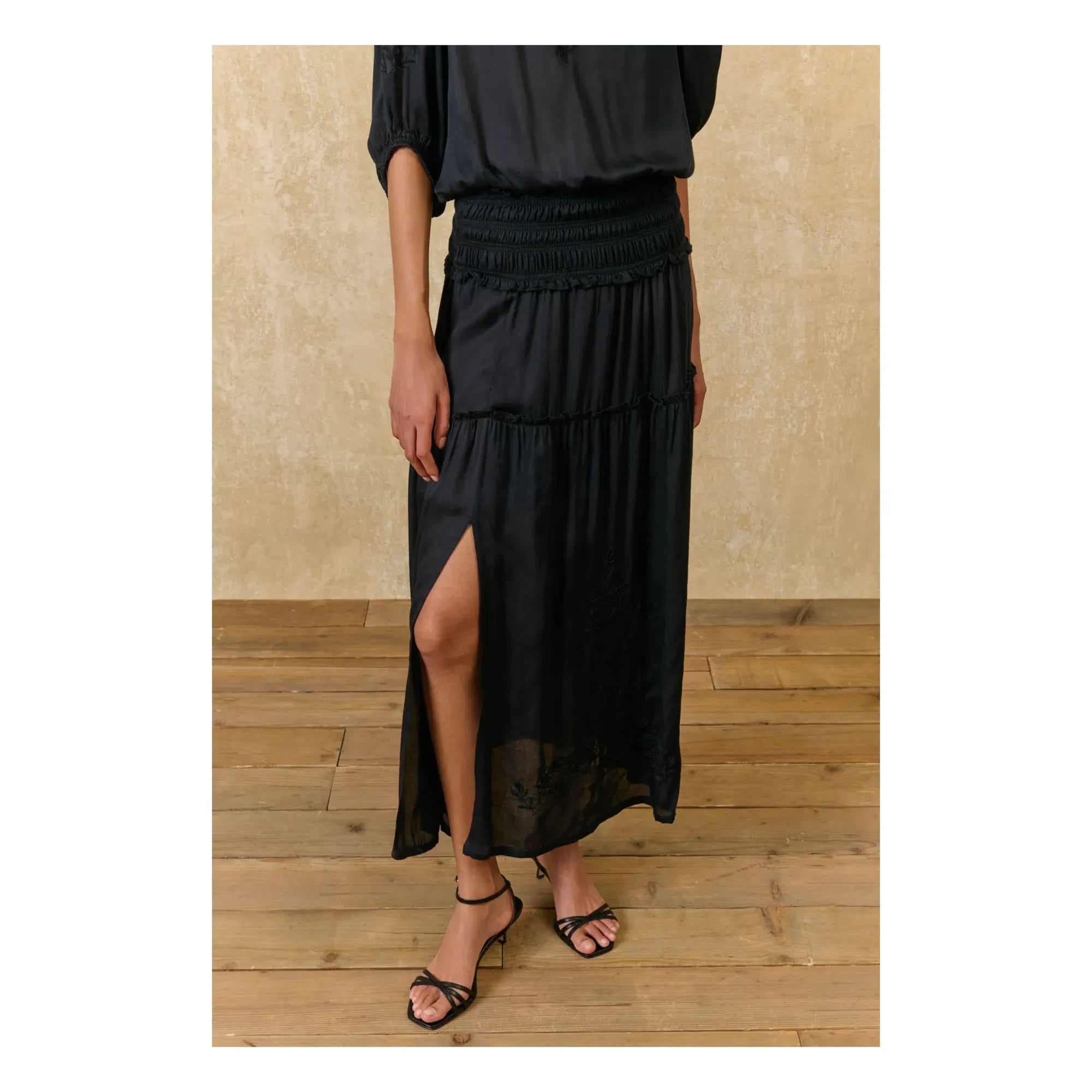 Louise Misha - Polly Skirt | Black