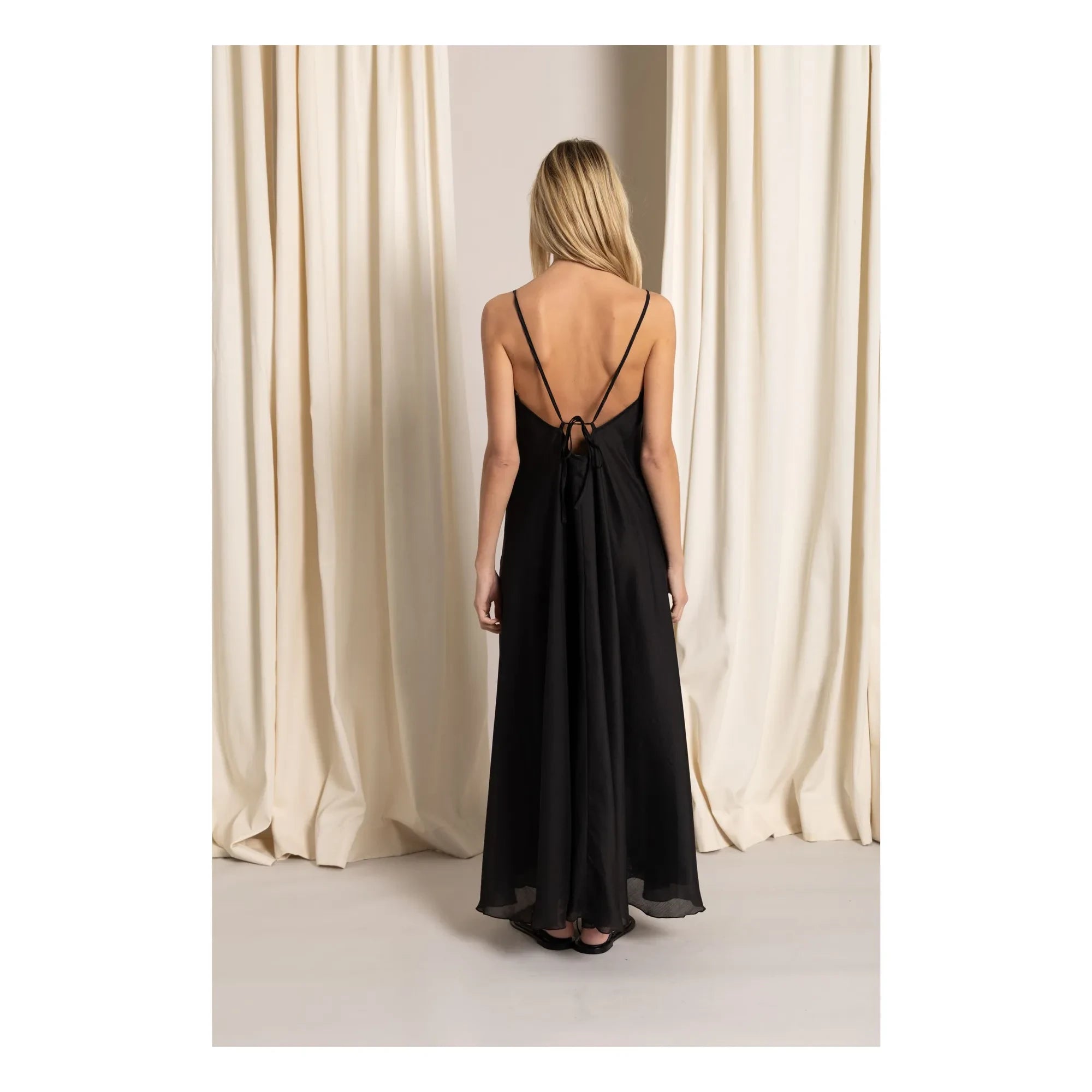 Smallable Woman - Megane Wide Dress | Black