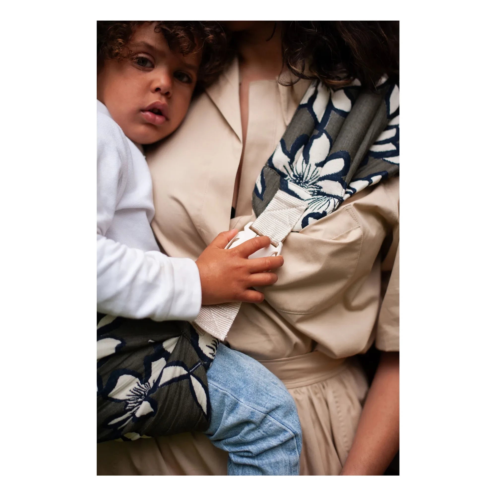 Mama Hangs - Carry & Walk Baby Carrier | Khaki