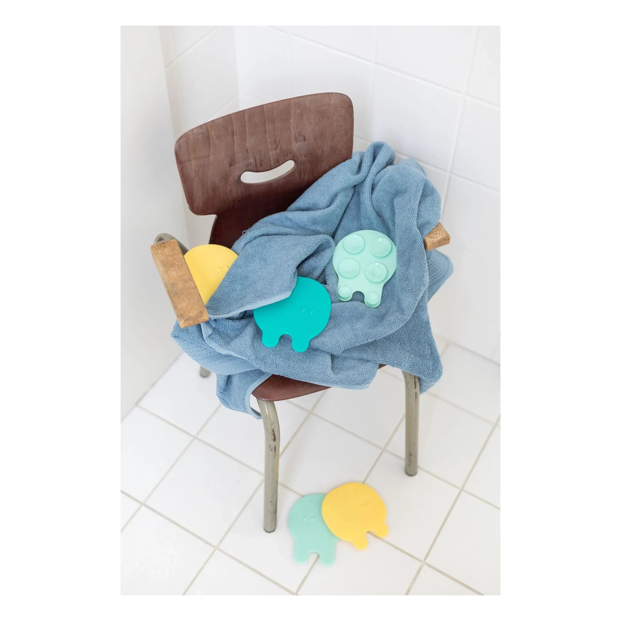 Quut - Grippi bath mats - Set of 8 | Yellow