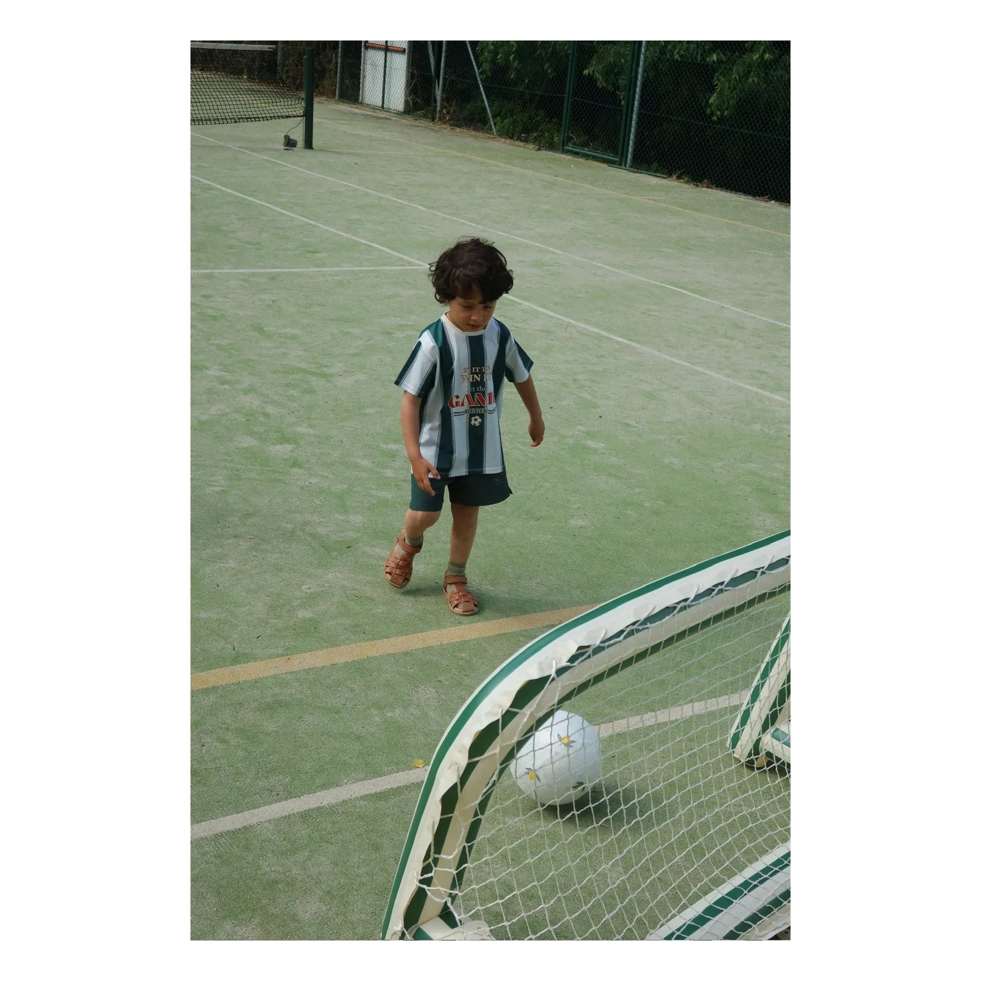 Konges Sløjd - Inflatable Soccer Goal | Green