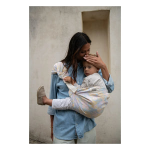 Mama Hangs - Carry & Walk baby carrier | Pastel