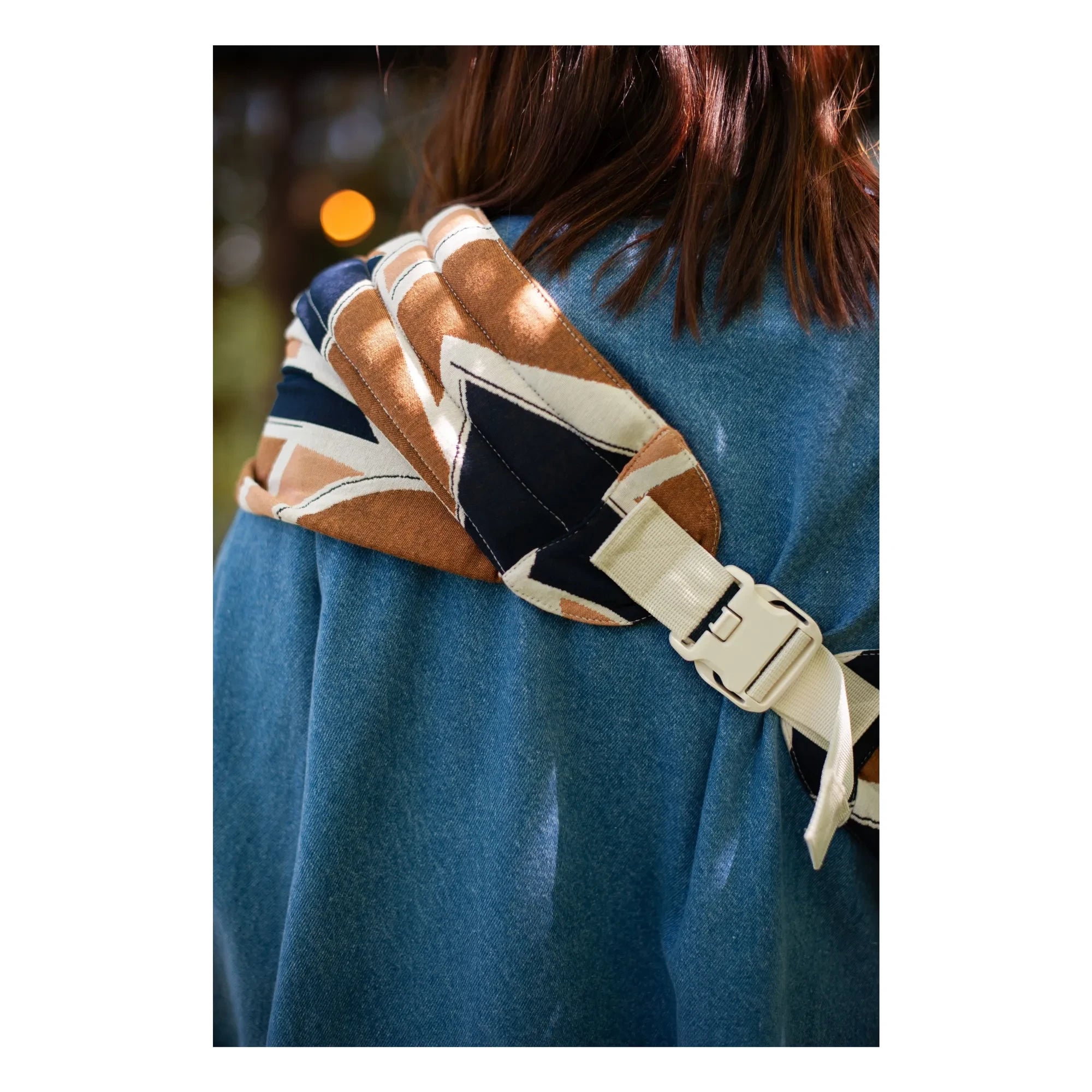 Mama Hangs - Carry & Walk Baby Carrier | Earth