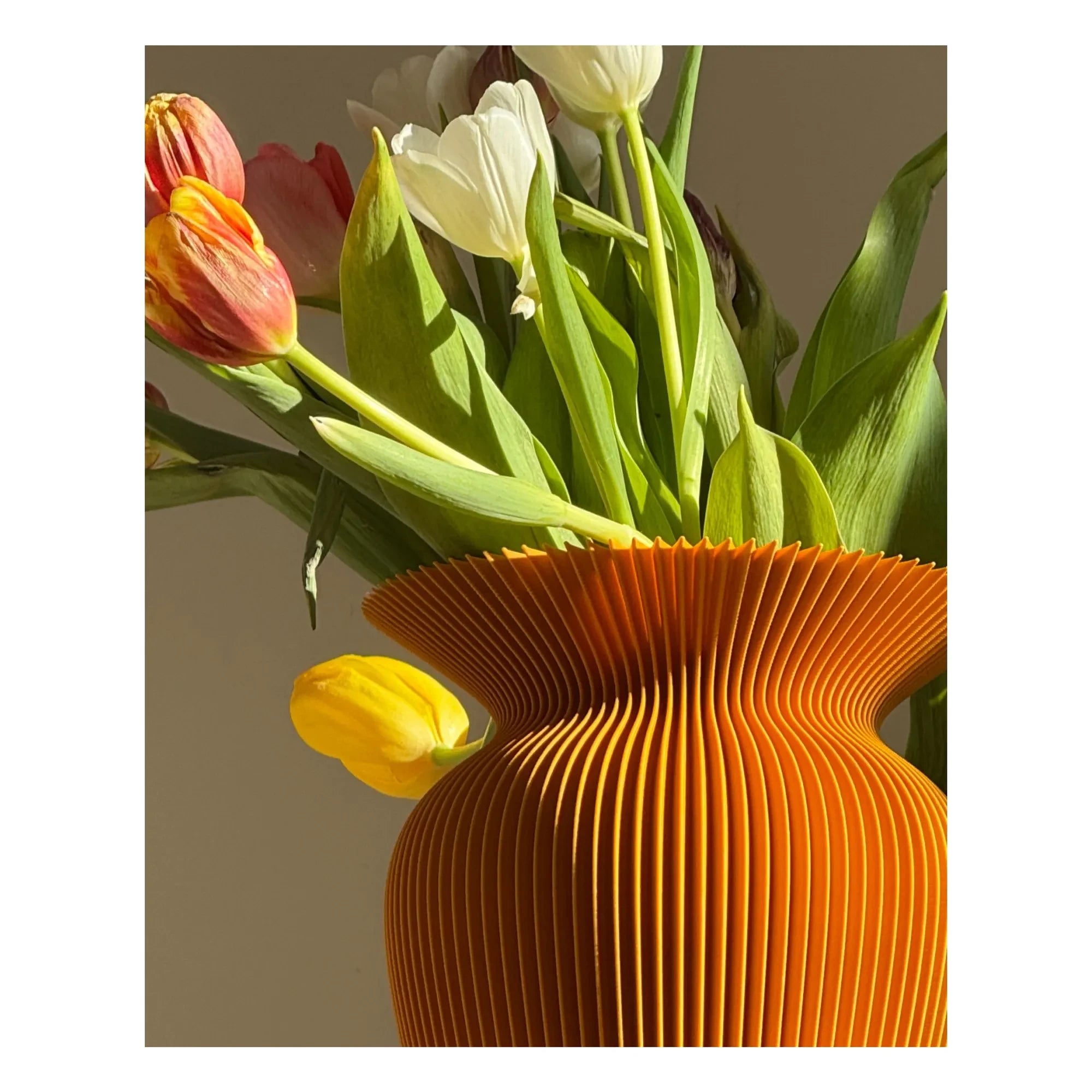 Manu Matters - Betty Vase | Mustard