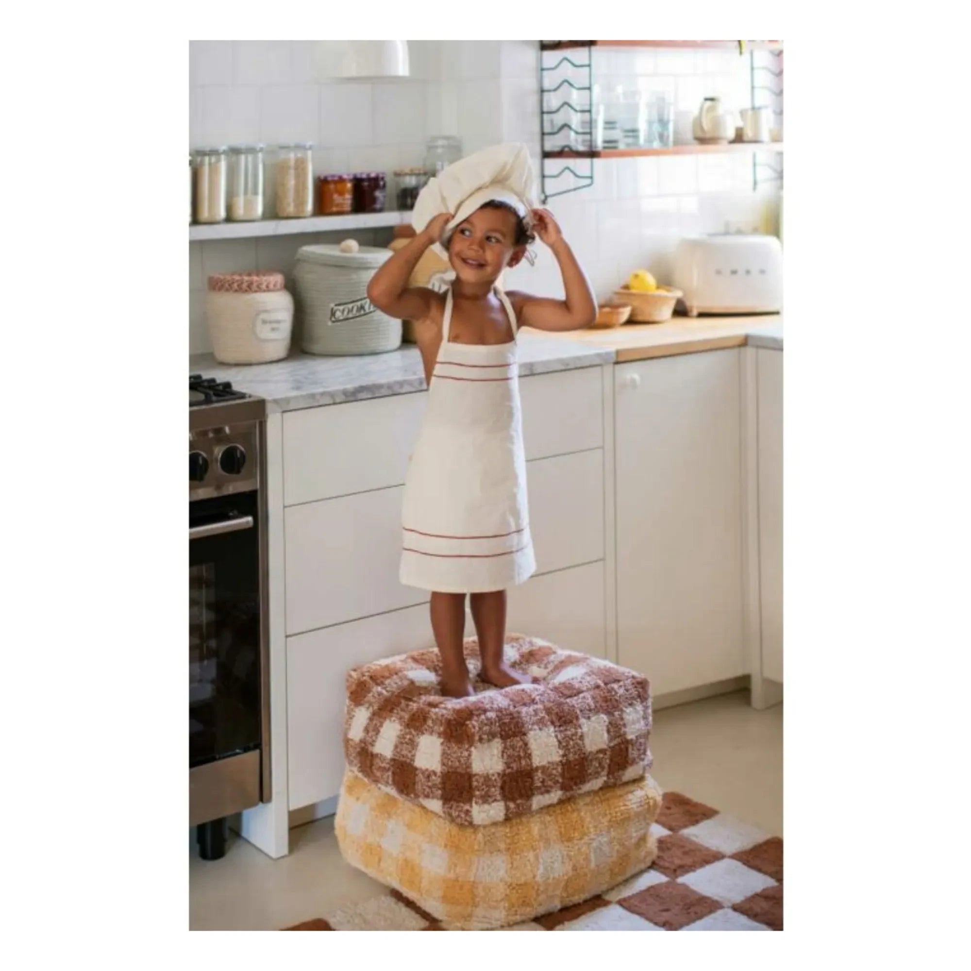 Lorena Canals - Vichy Pouf | Toffee