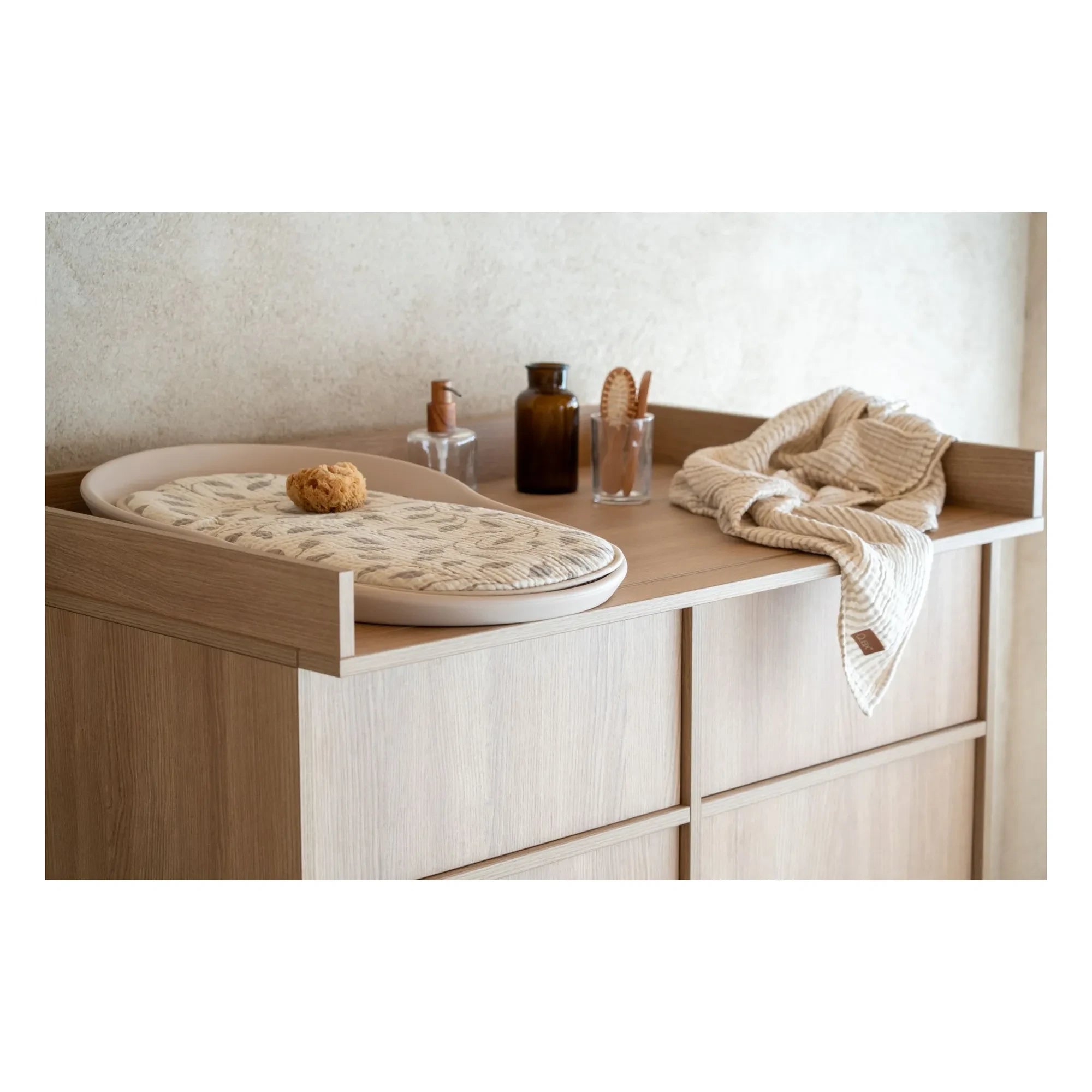 Quax - Kyo Changing Unit for Dresser | Honey