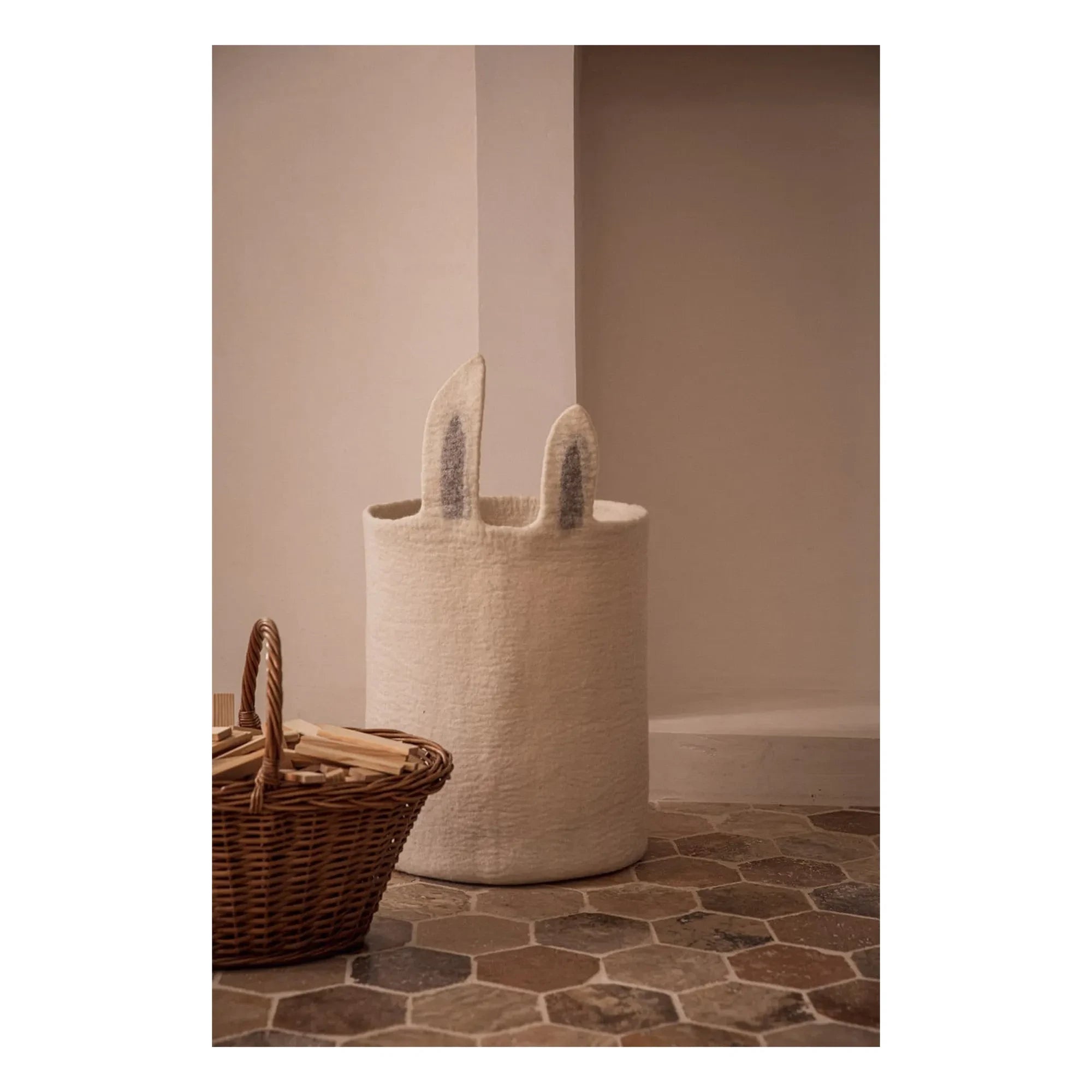 Muskhane - Rabbit Felt Storage Basket | Ivory