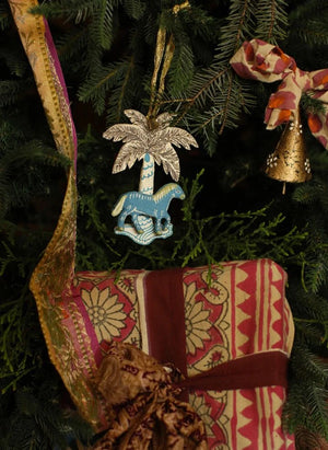 Doing Goods - Magic Mosie Christmas Decoration | Blue