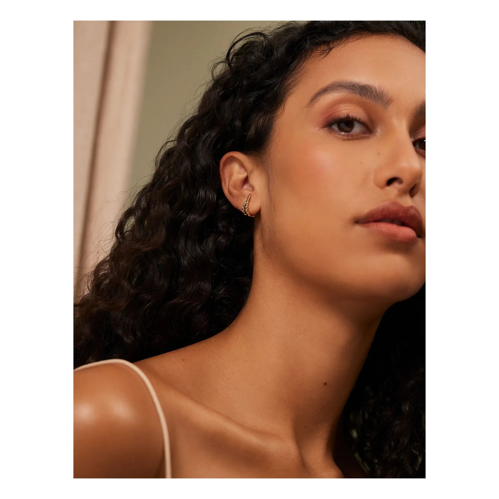 Louise Damas - Mini Hoop Earrings Iris | Gold