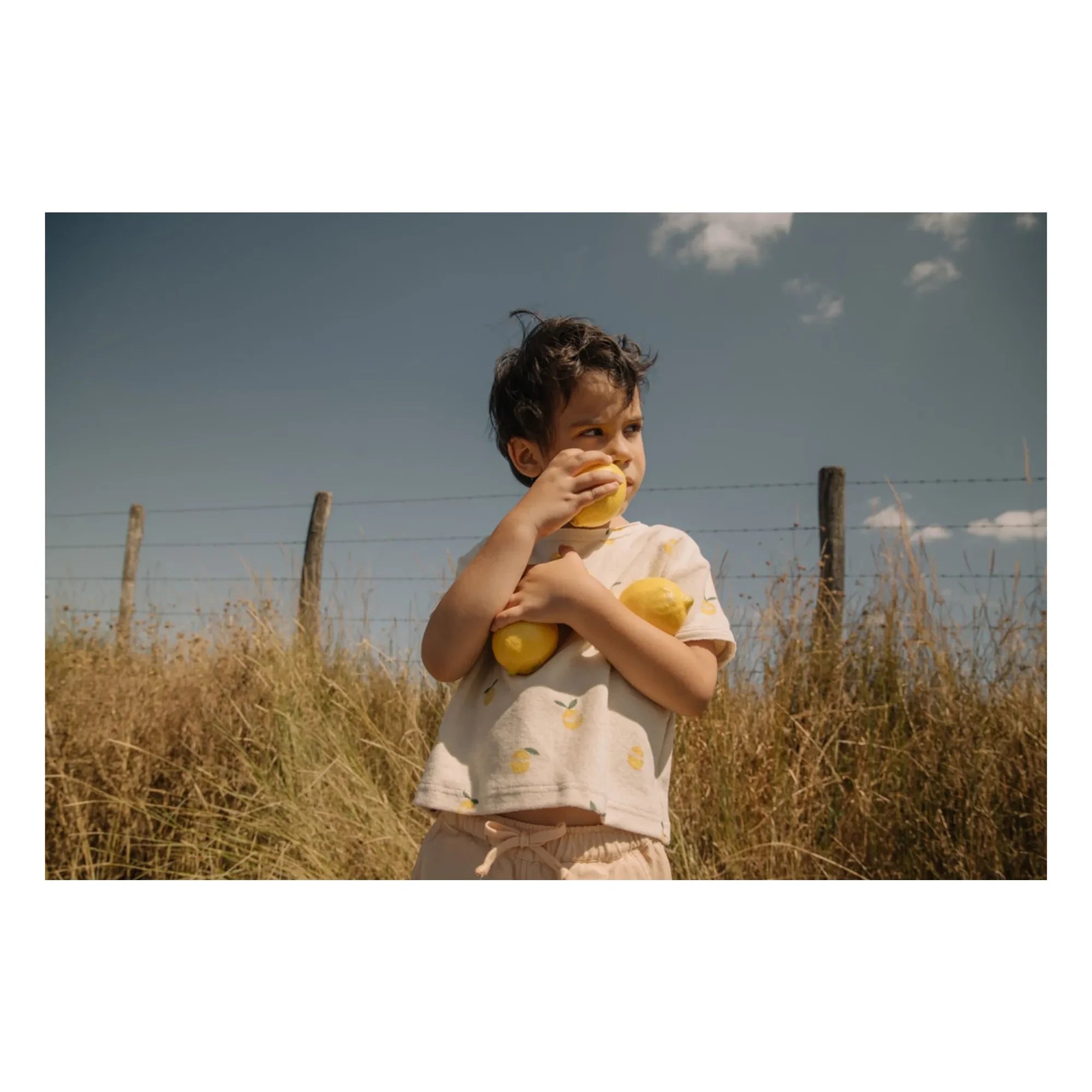 Studio Bohème - Essential Lemons Organic Cotton T-Shirt | Ecru