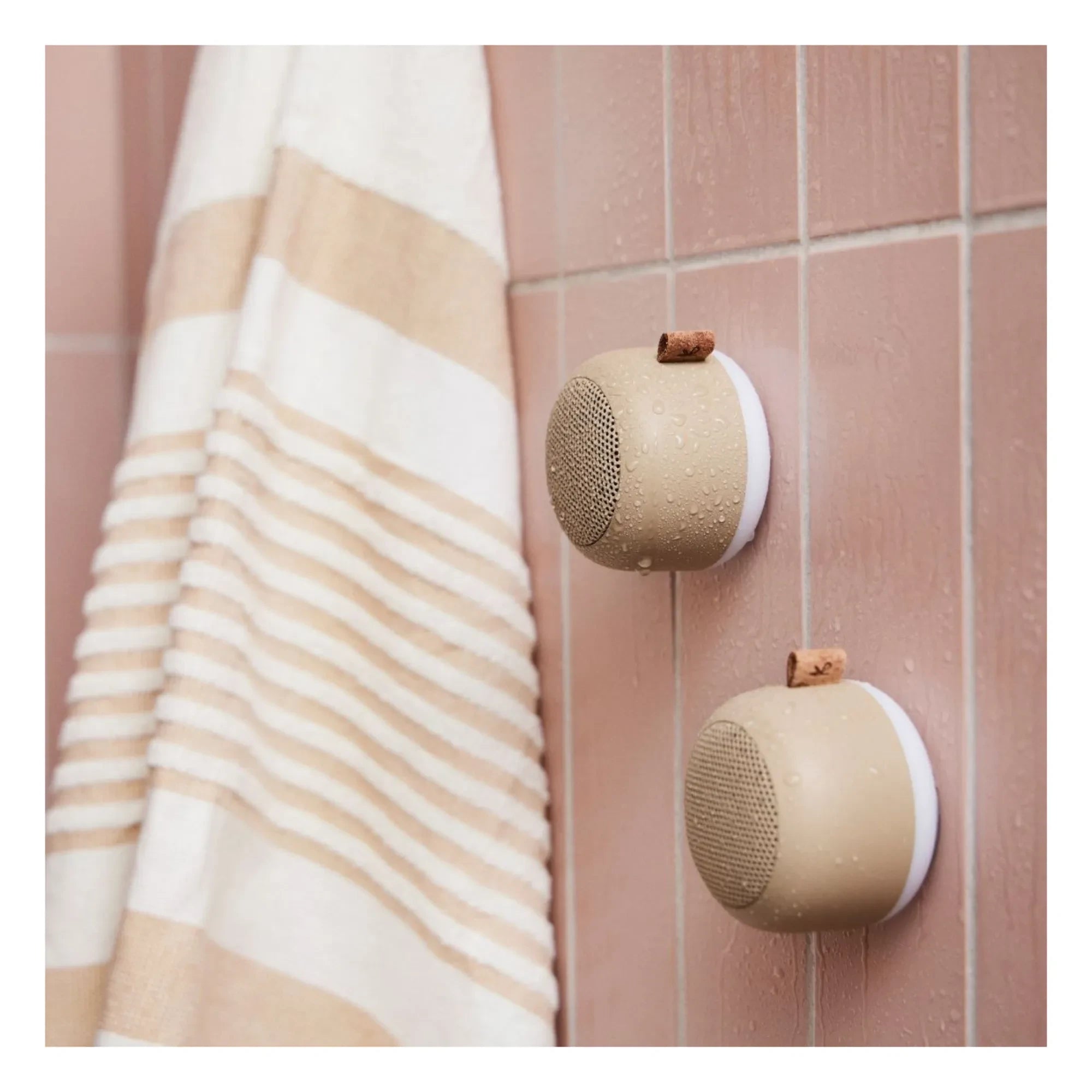 Kreafunk - Lighted Magnetic Speaker aLIGHT | Kum