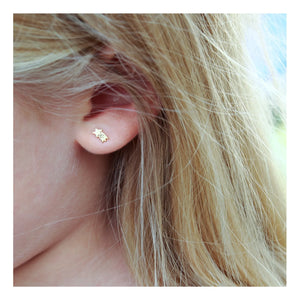 Adorabili - Asymmetric Moon Earrings | Gold