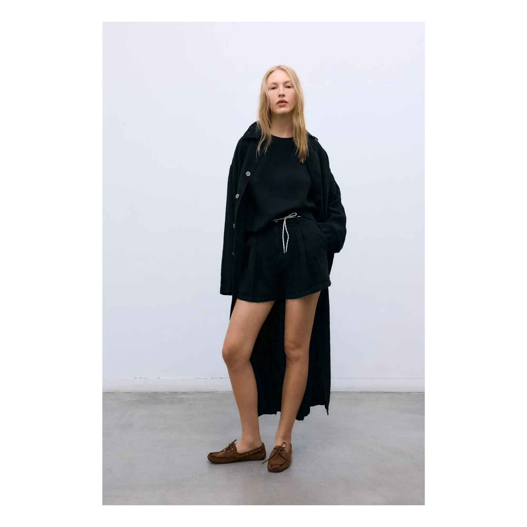 the new society - Melissa Linen Shorts | Black