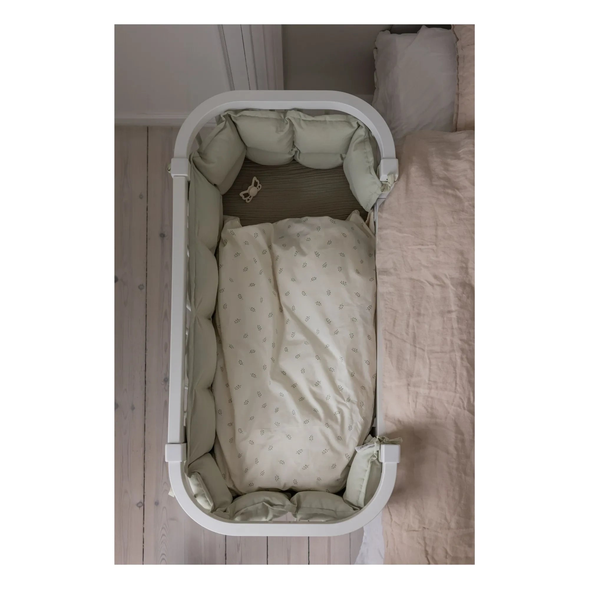 Sebra - Wooden Co-sleeper Crib | White