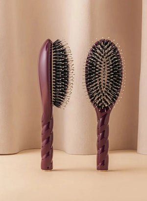 La Bonne Brosse - "The Essential Softness" Hair Brush No. 03 - Sensitive Scalp | Eggplant