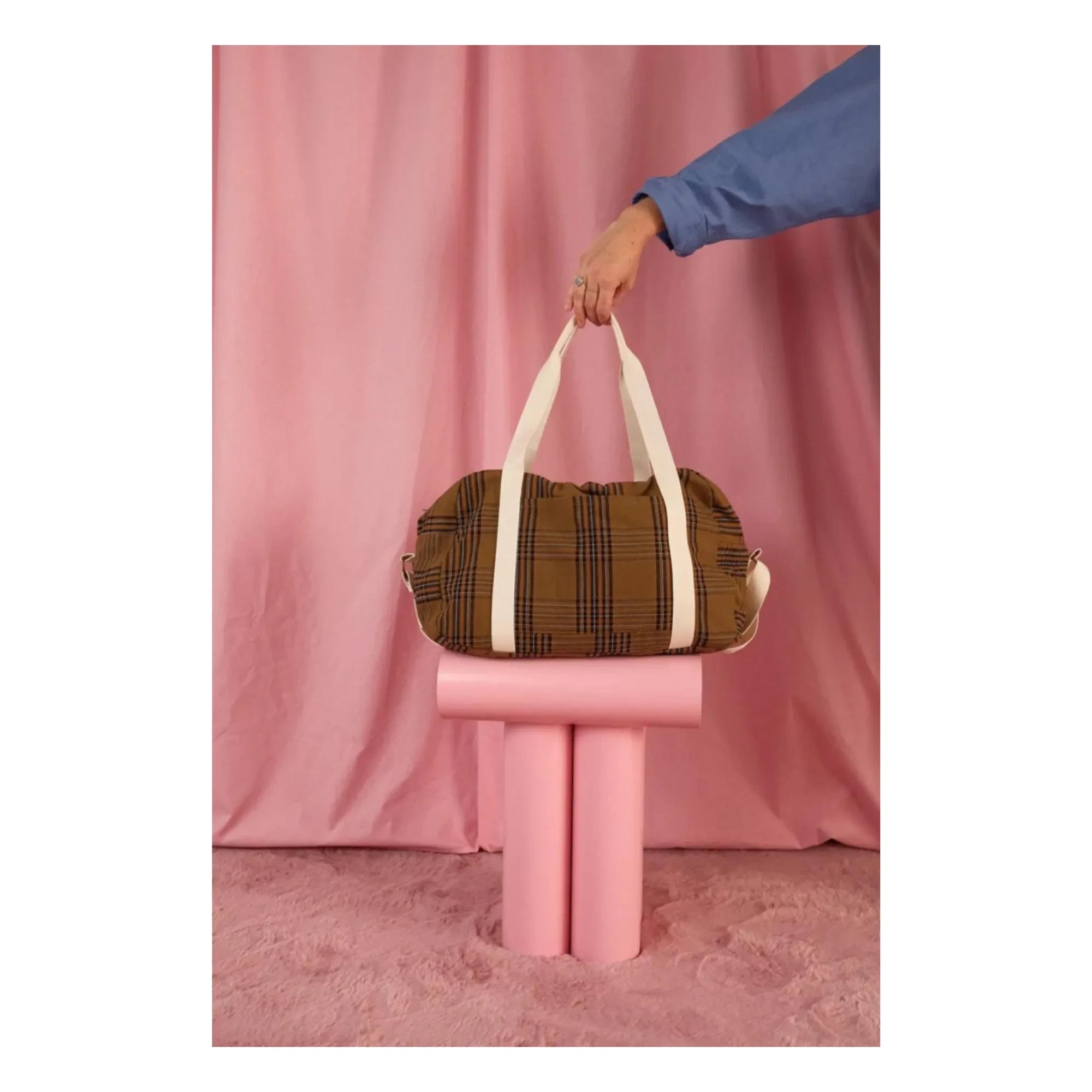Rose in April - Raphaël Tartan baby care bag | Brown