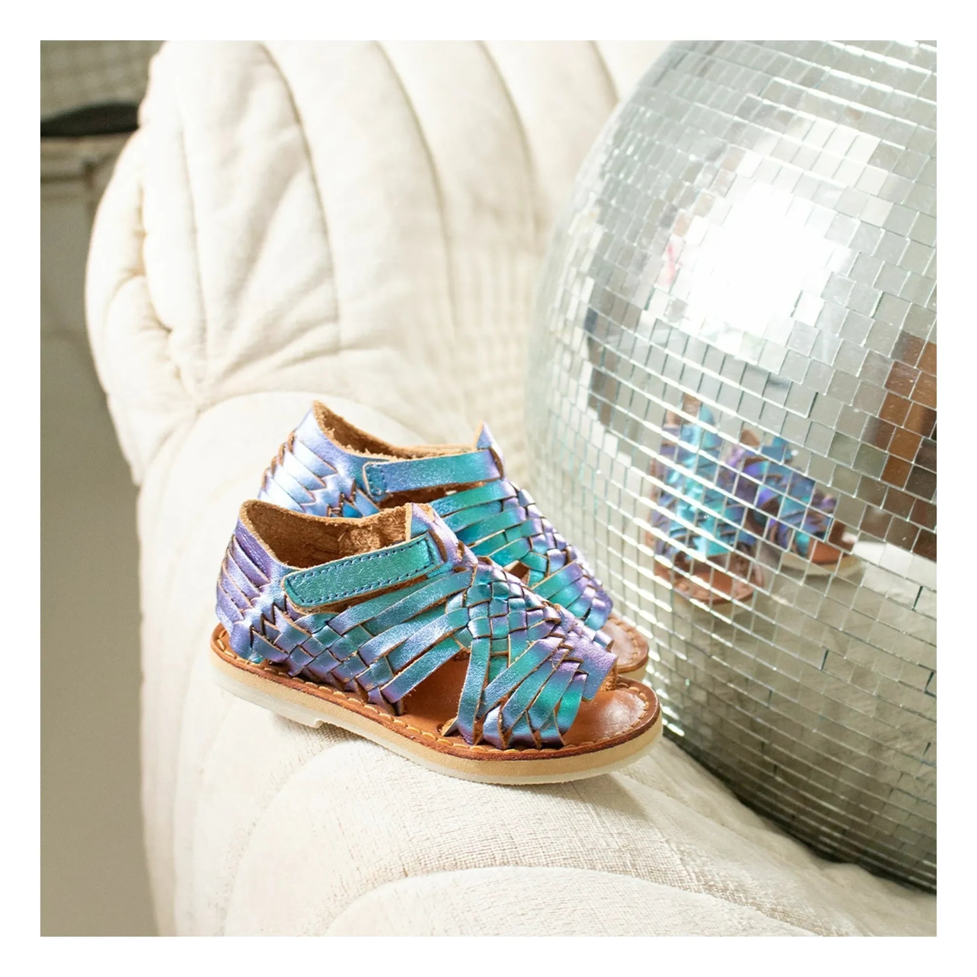 Mapache - Sandalita Mermaid Metallic Sandals | Turquoise