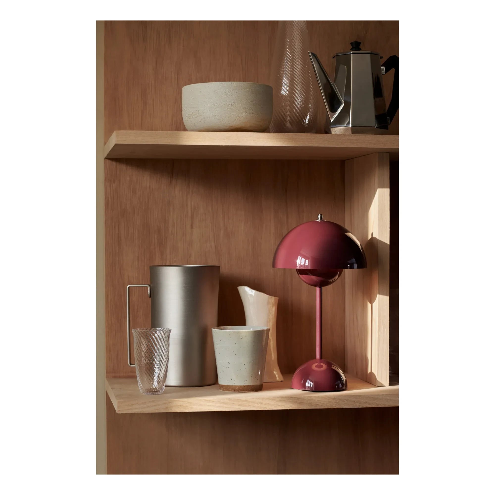 & Tradition - VP3 Flowerpot Table Lamp - Verner Panton, 1969 | Plum