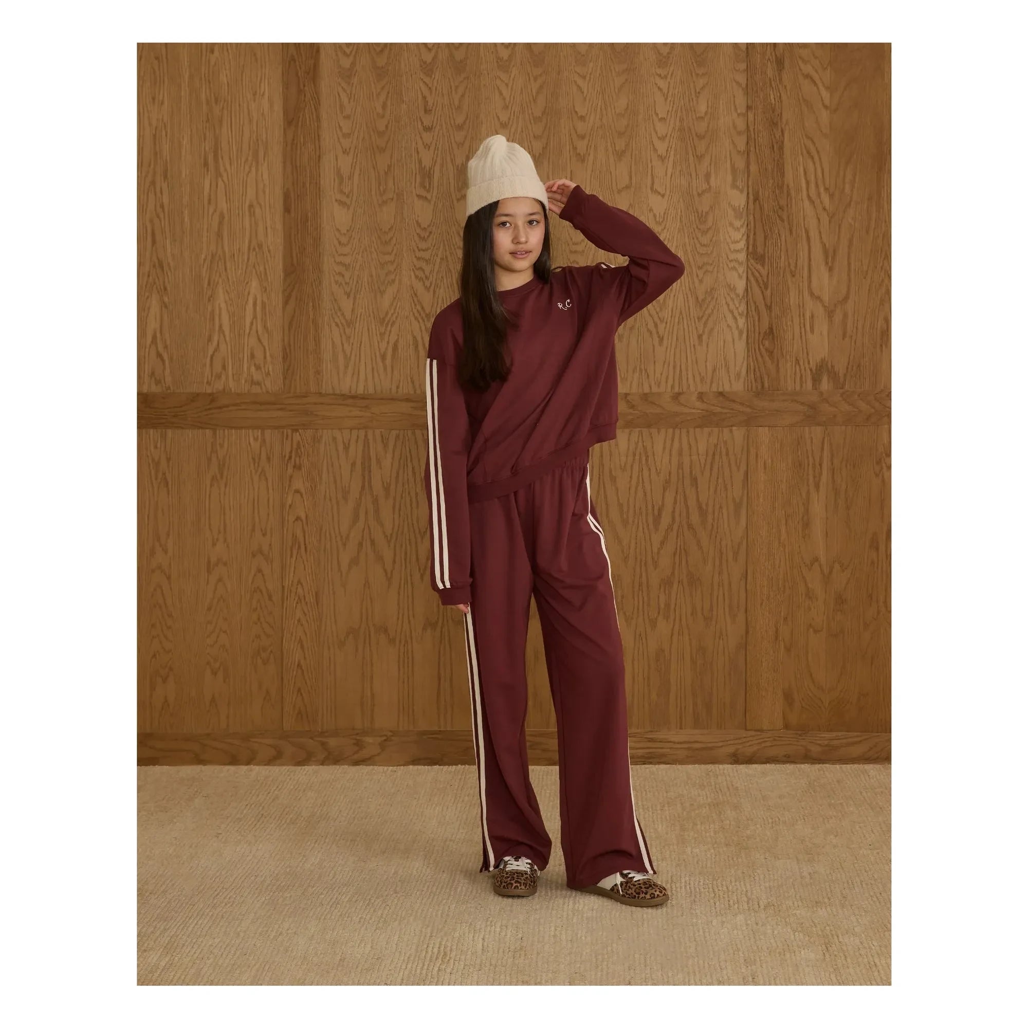 Rylee + Cru - Trim Sweatshirt | Burgundy