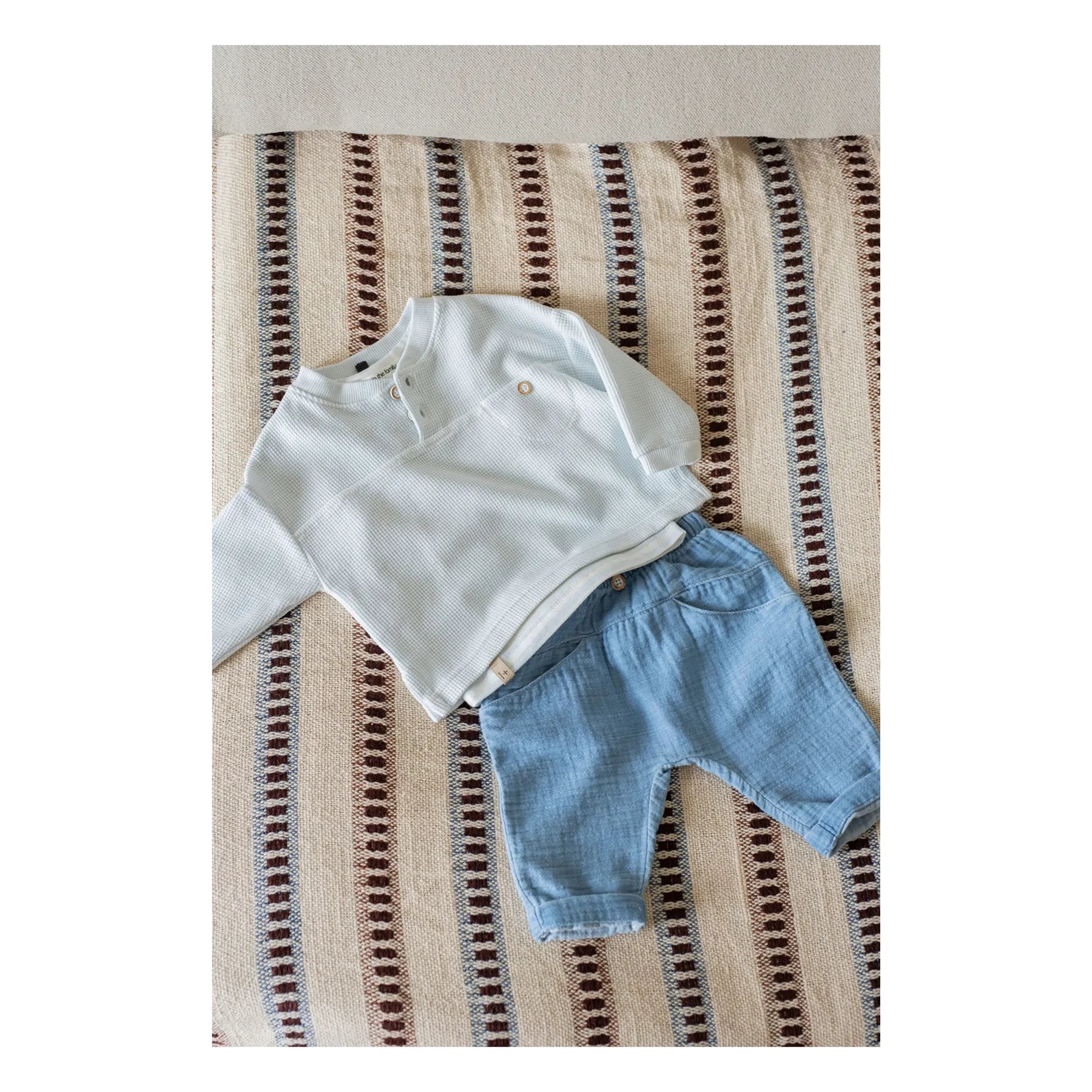 1+ in the family - Jean Zante | Light Blue