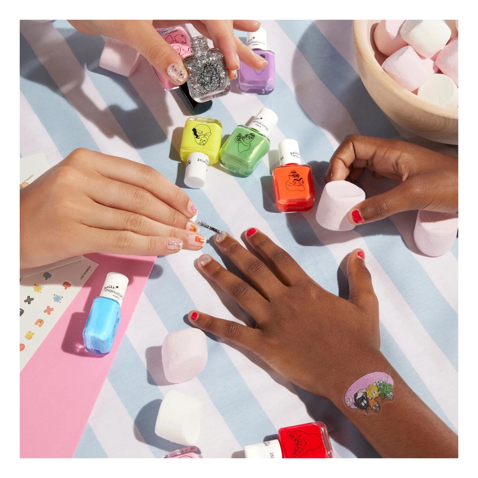 Manucurist - Barbapapa Family Kids Nail Polish Set - 9 Nail Polishes
