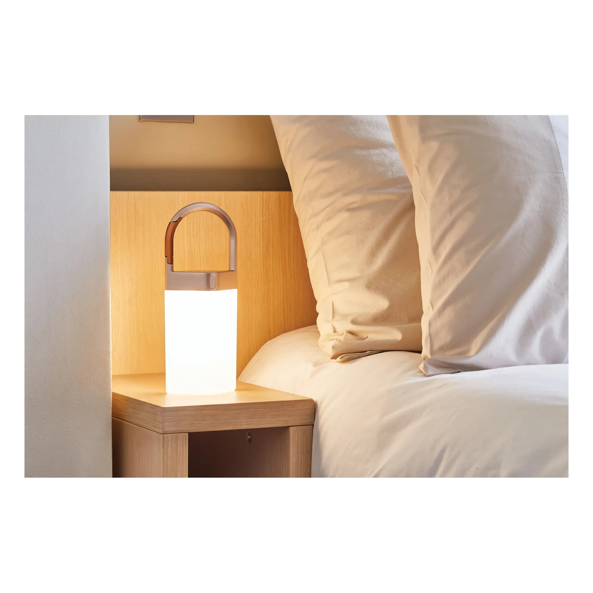 Lexon - Horizon Hanging Portable LED Outdoor Lamp | Gold