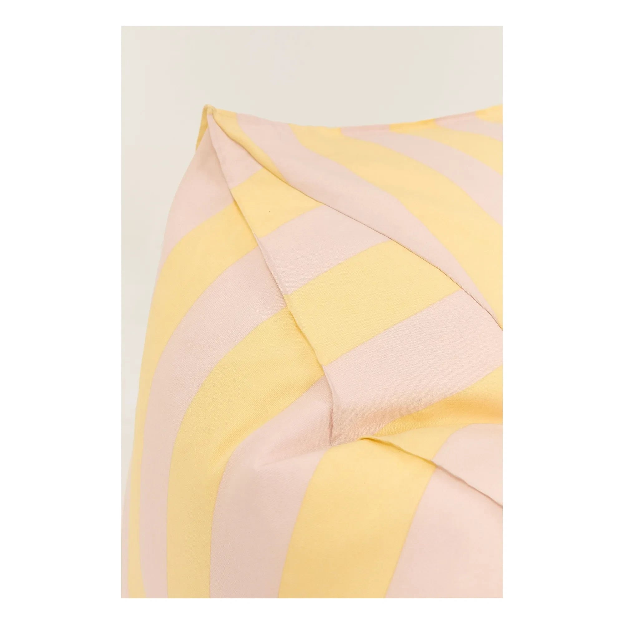 Nobodinoz - Lenny outdoor beanbag chair | Yellow