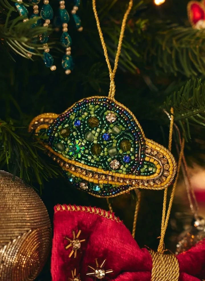 Anna + Nina - Hollow Christmas Ornaments | Green