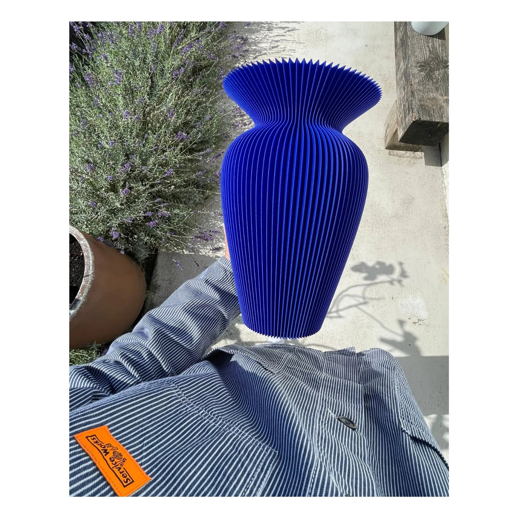 Manu Matters - Betty Vase | Klein Blue