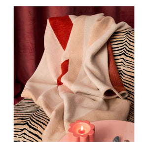 The Socialite Family - Wool checkered rug | Pink