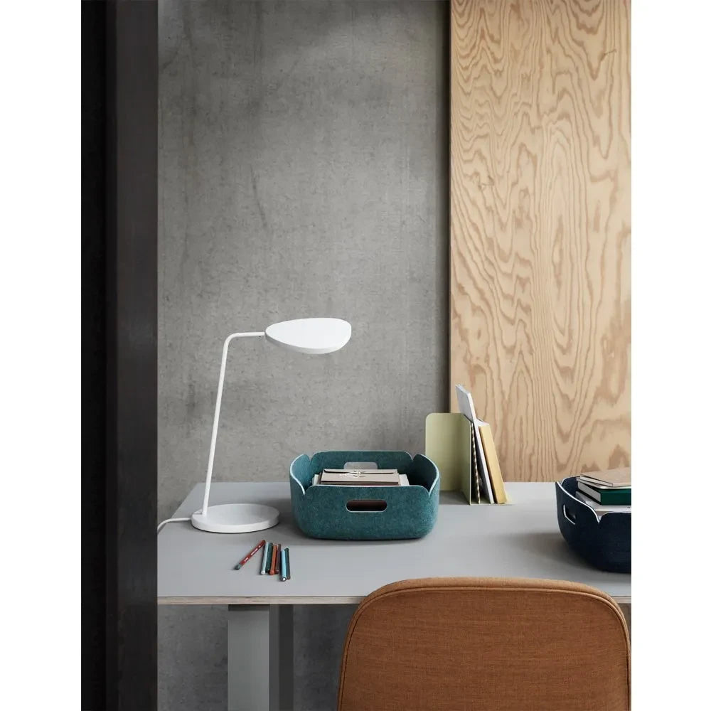 Muuto - Leaf Table Lamp