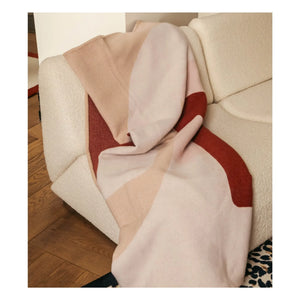 The Socialite Family - Wool checkered rug | Pink