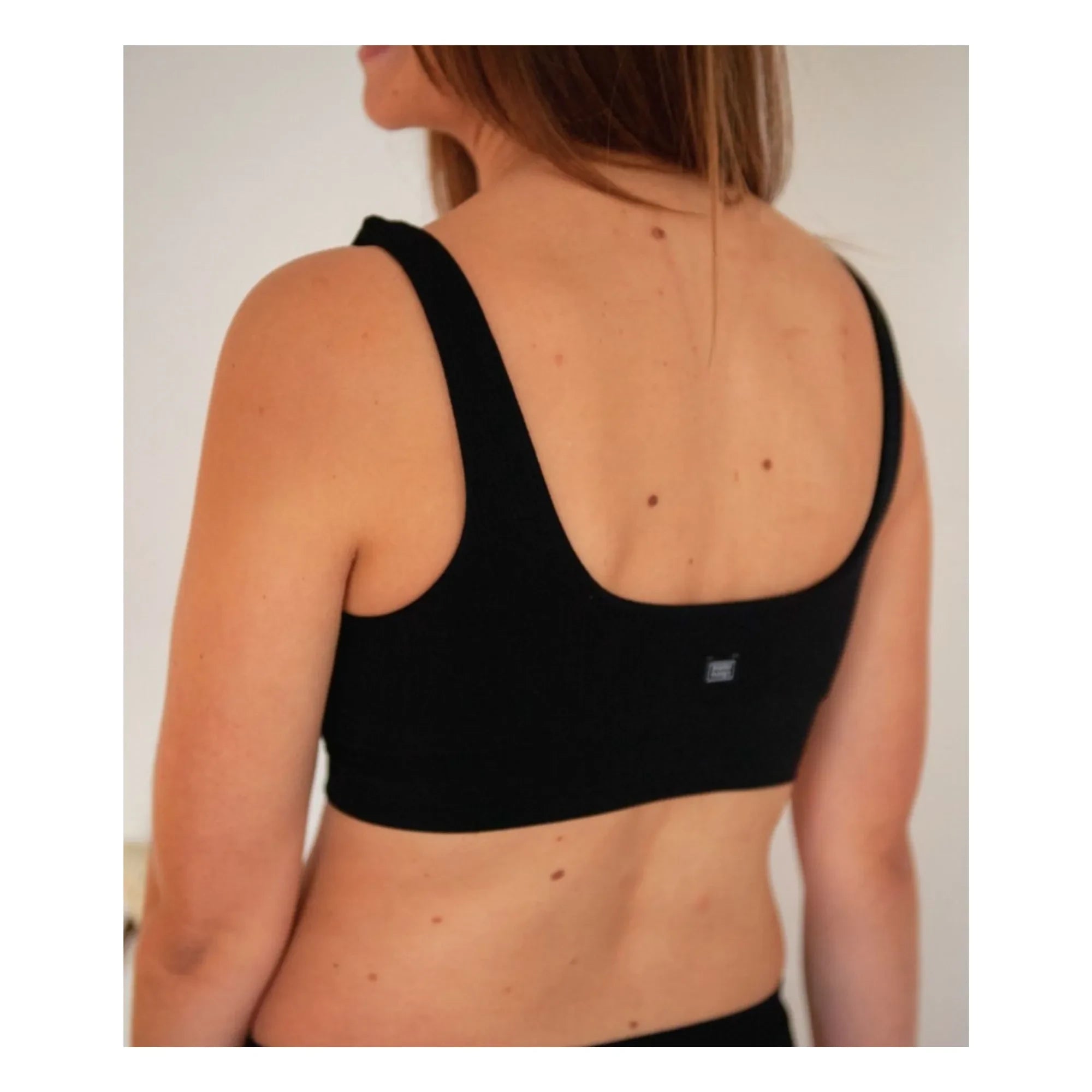 Mama Hangs - Daily Bra | Black