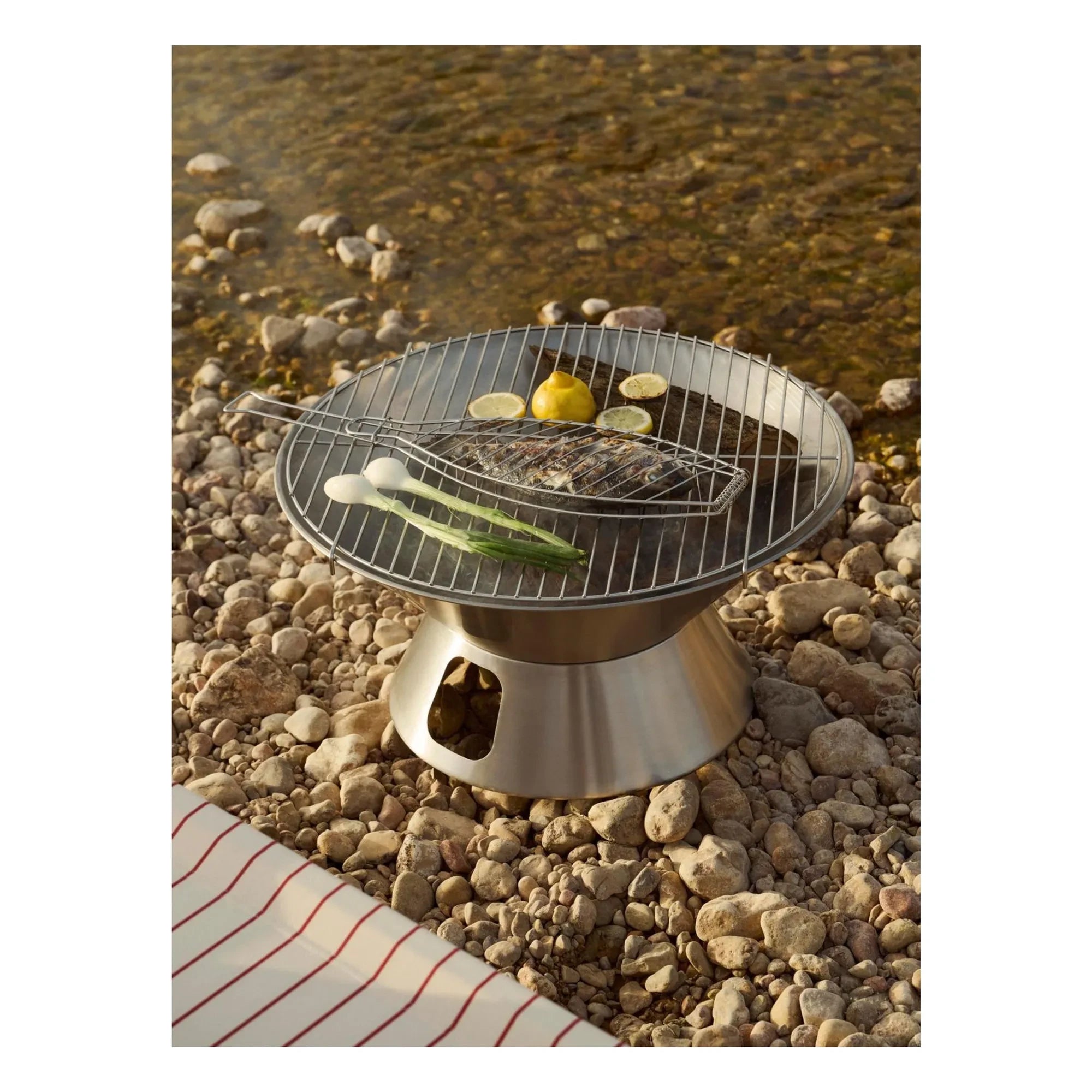 Hay - Outdoor Market Fish Grill, Jasper Morrison | Steel