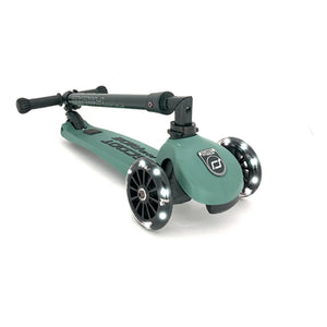 Scoot & Ride - Highwaykick 3 LED Scooter | Krom yeşil