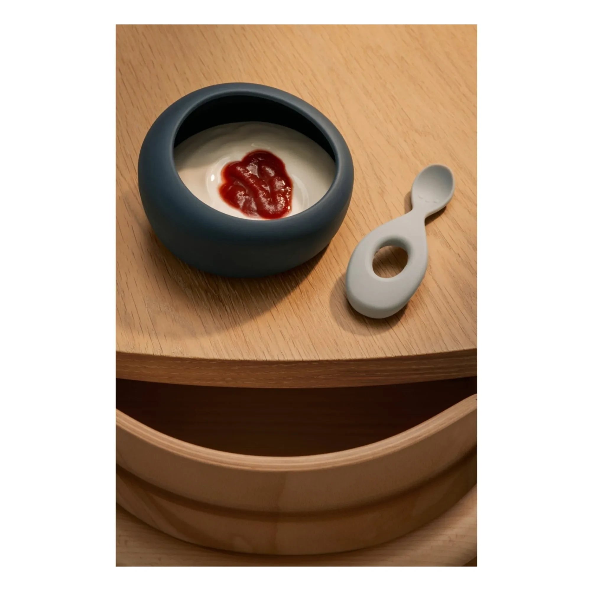 Liewood - Sparia Silicone Bowl and Spoon | Whale Blue / Dove Blue