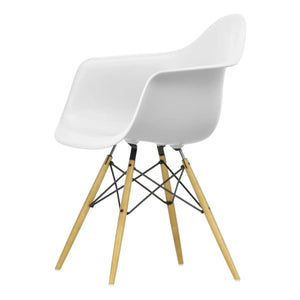 Vitra - DAW sandalye - akçaağaç taban - Charles & Ray Eames | Beyaz