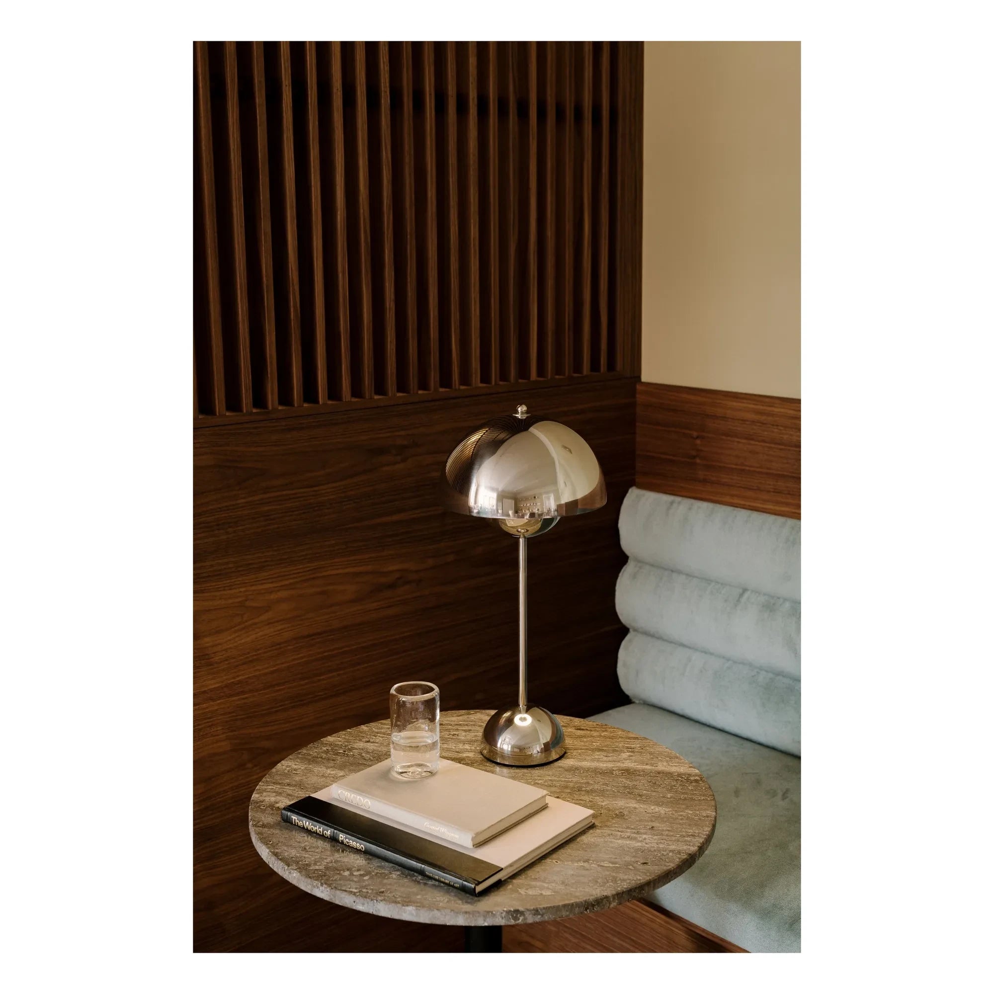& Tradition - Flowerpot VP3 table lamp, Verner Panton | Gold