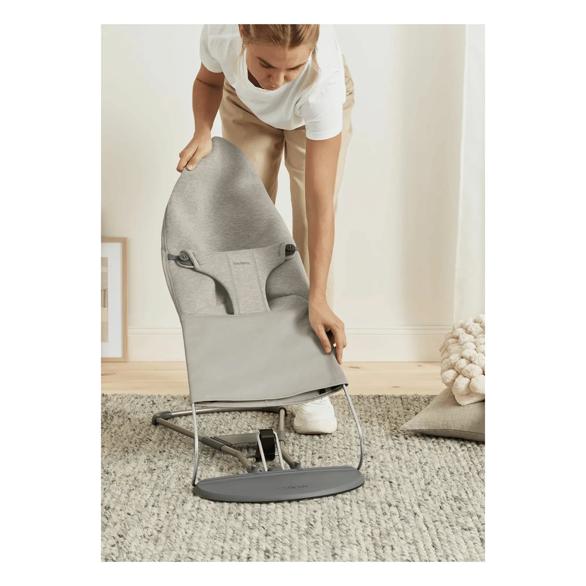 BabyBjörn - 3D Jersey Fabric Bliss Lounger | Sand Gray