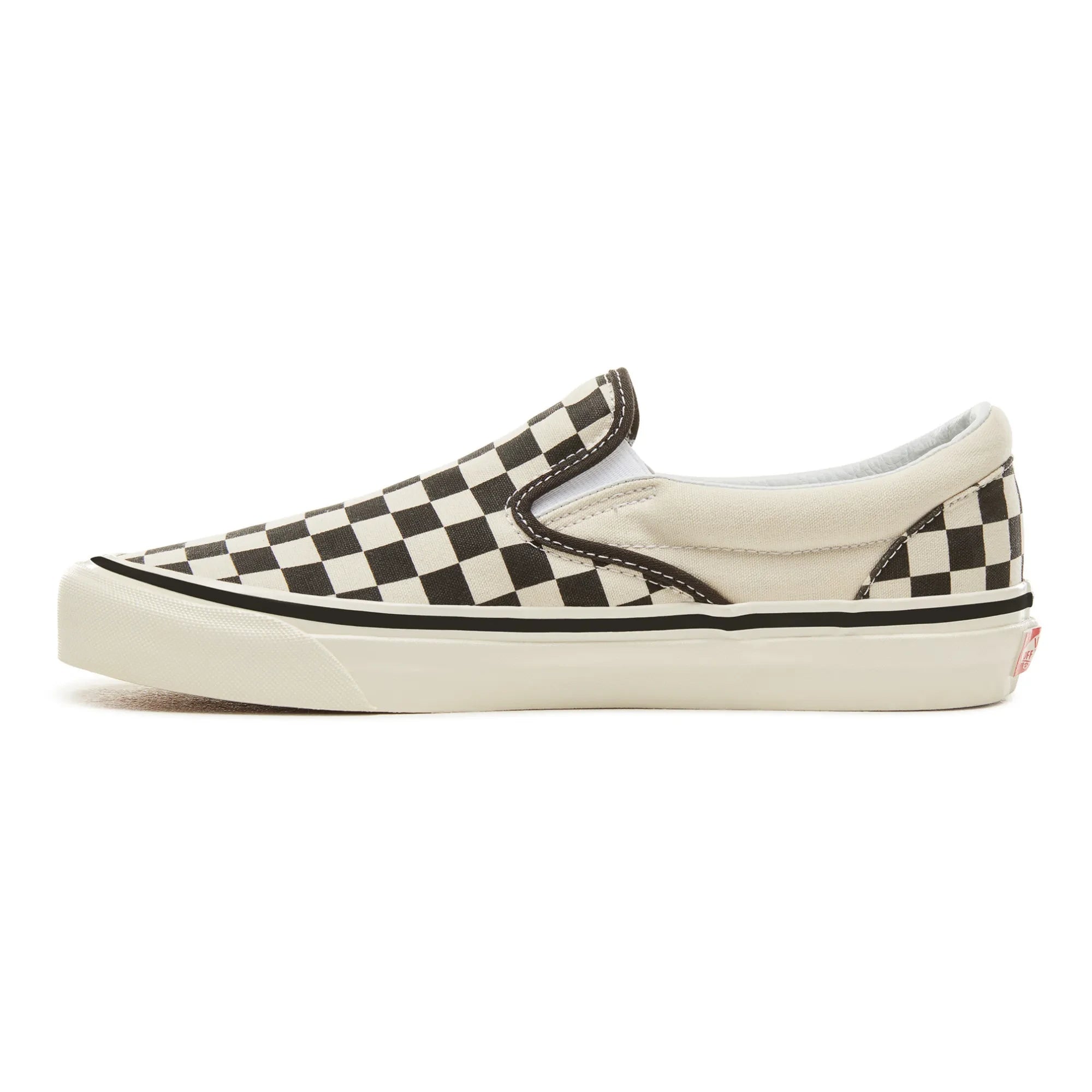 Vans - Checkerboard Classic Slip-On 98 DX Sneakers | Black