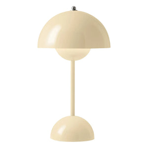 & Tradition - Flowerpot VP9 Table Lamp, Verner Panton | Ivory
