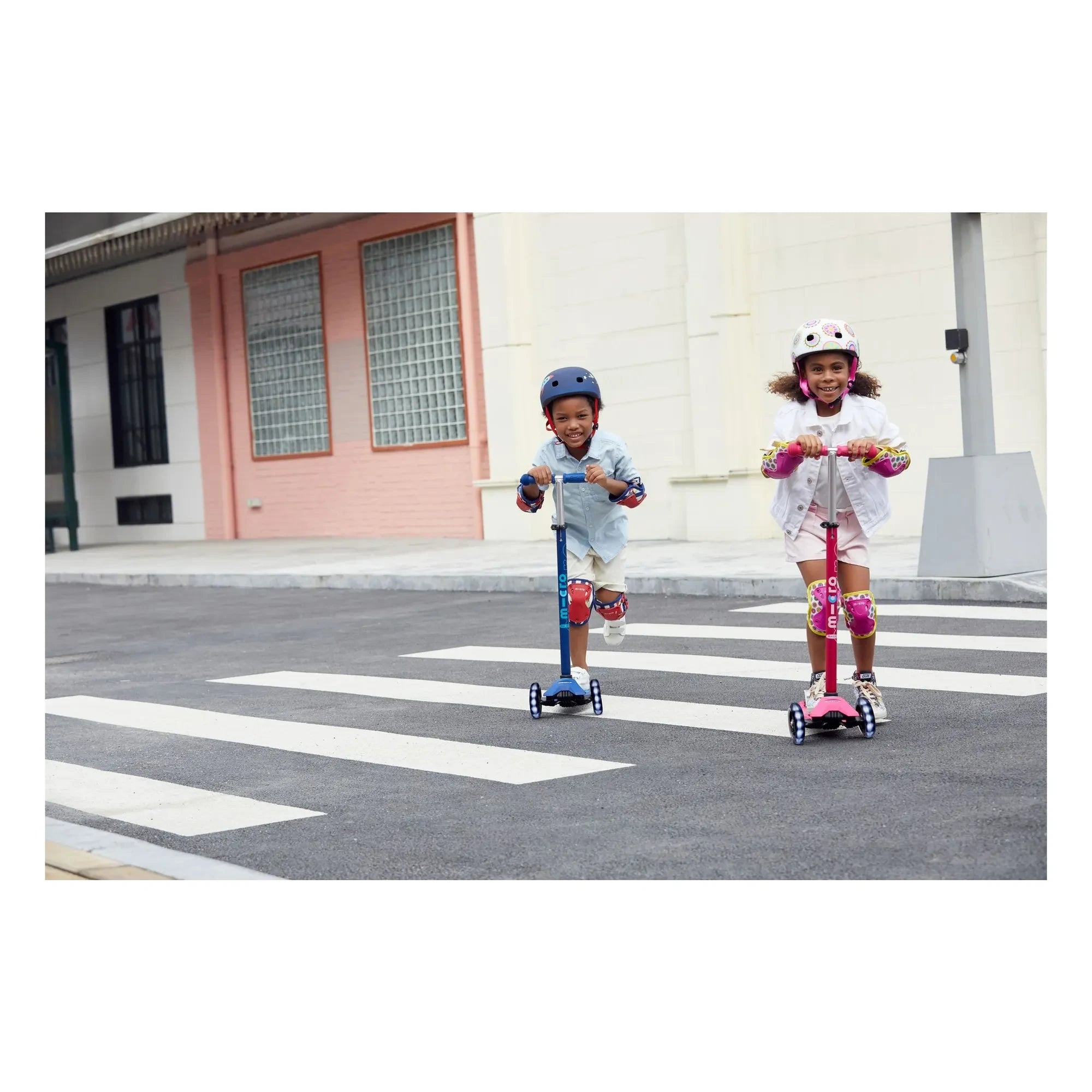Micro - Maxi LED scooter | Fuşya