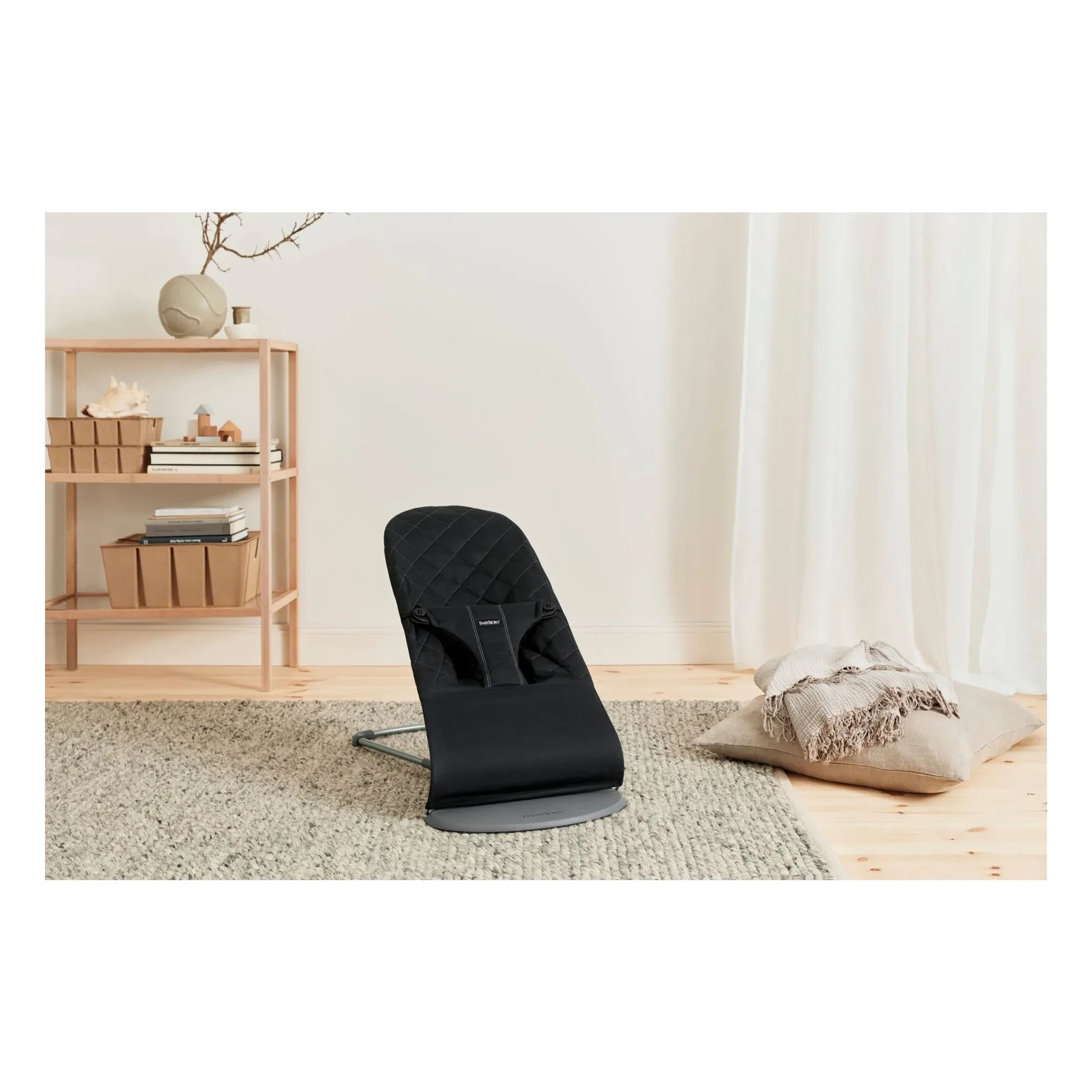 BabyBjörn - Quilted Cotton Bliss Lounger | Black