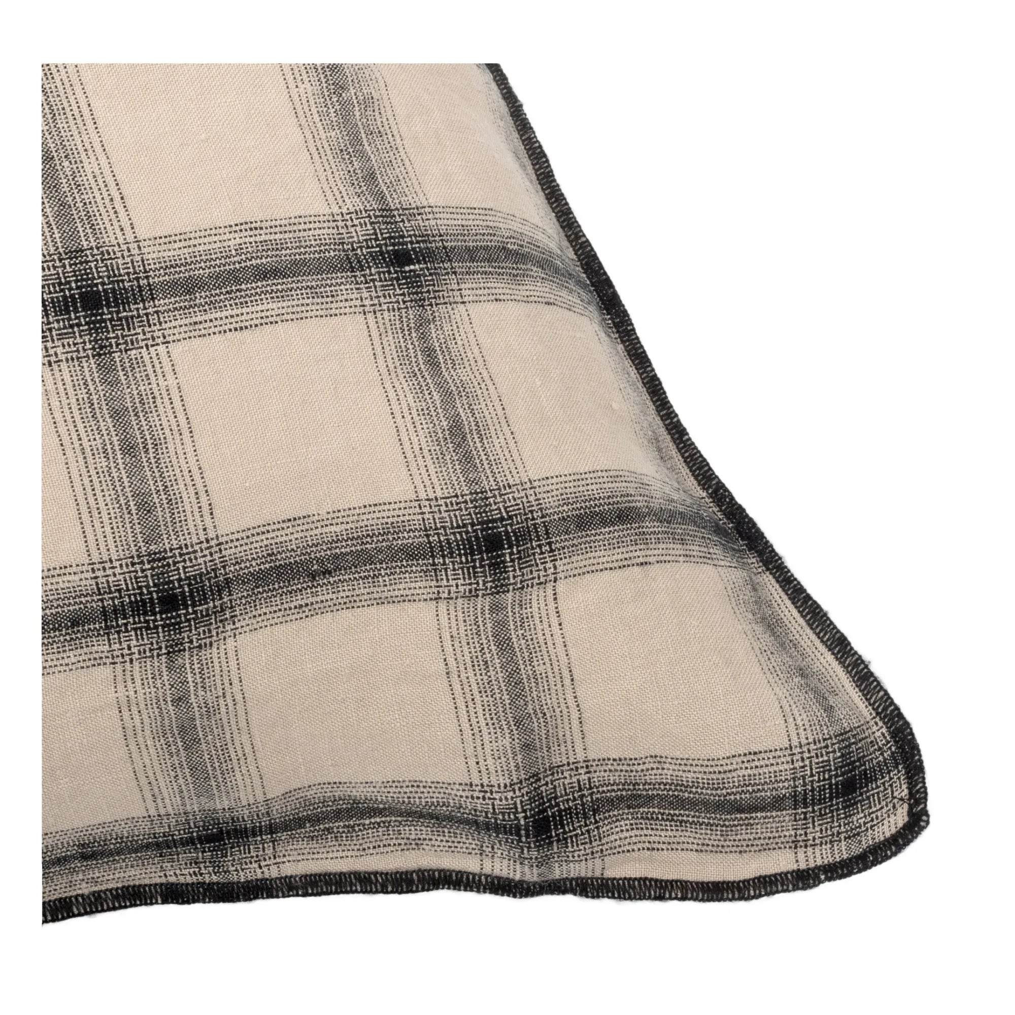Le Monde Sauvage - Highlands Washed Linen Pillowcase | Beige Pink