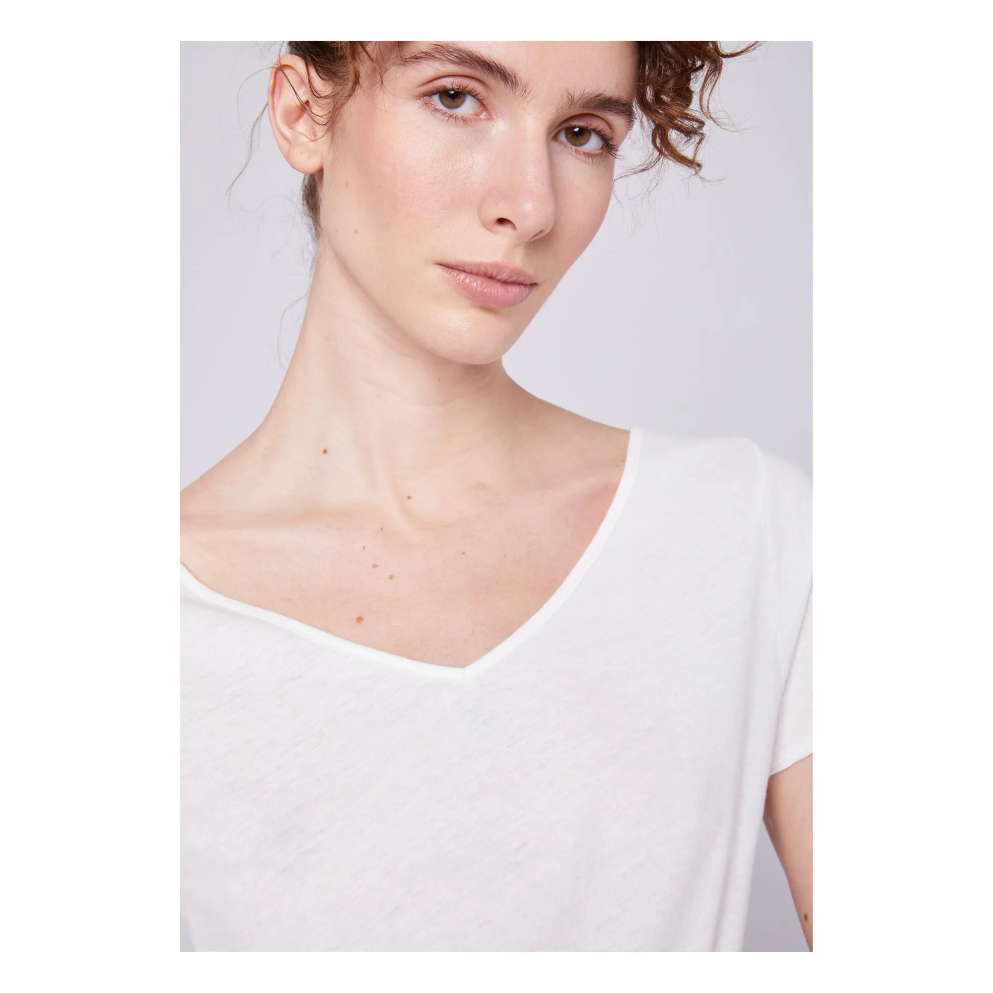 American Vintage - Aksun V-Neck T-Shirt | White
