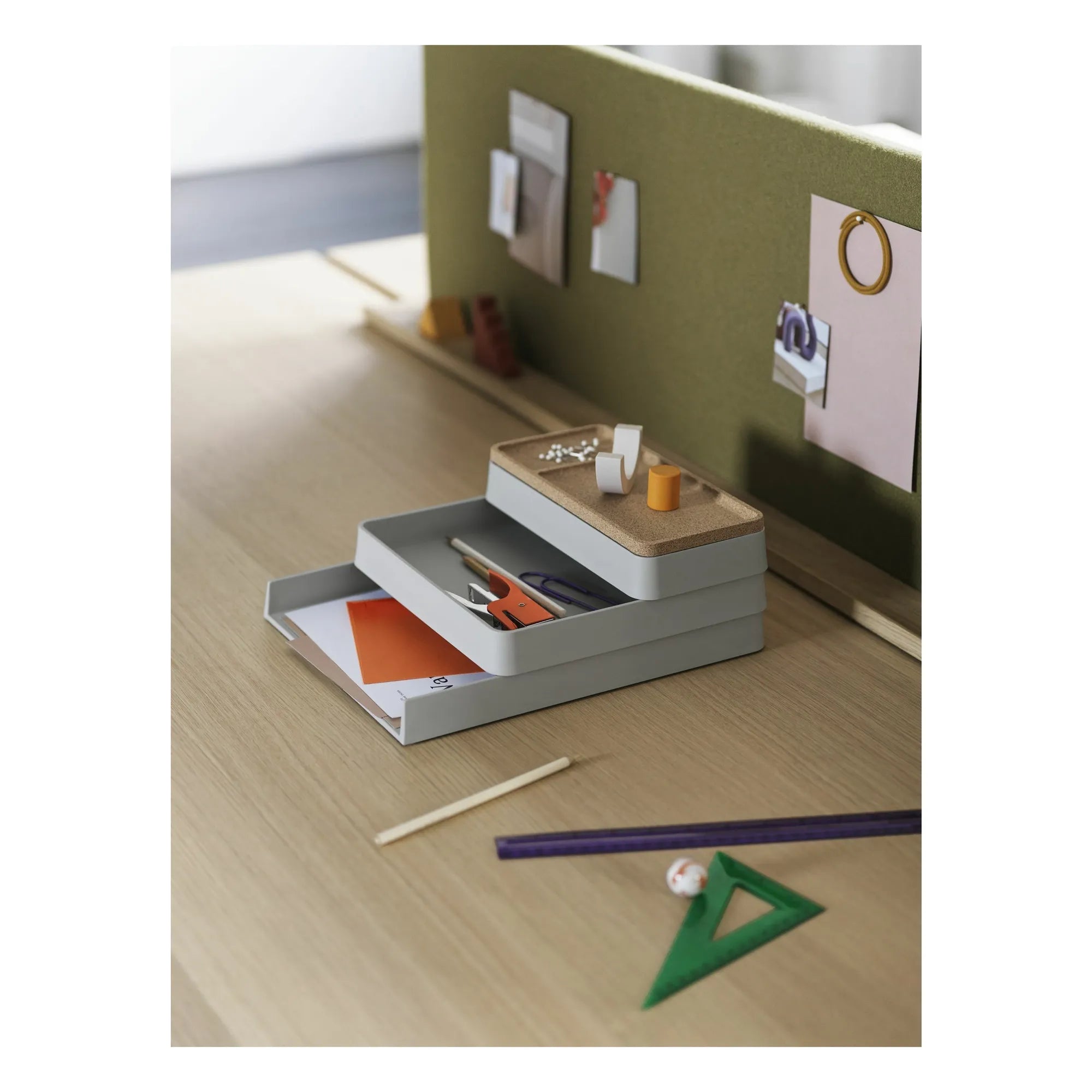 Muuto - Adjustable Desktop Storage | Gray