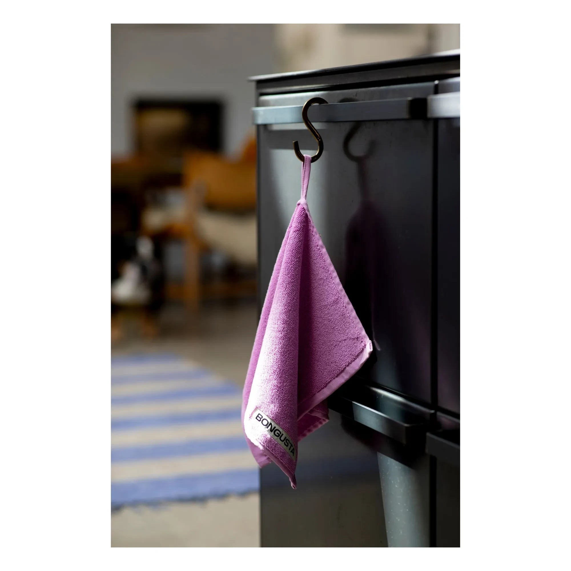 Bongusta - Guest towel | Fuchsia